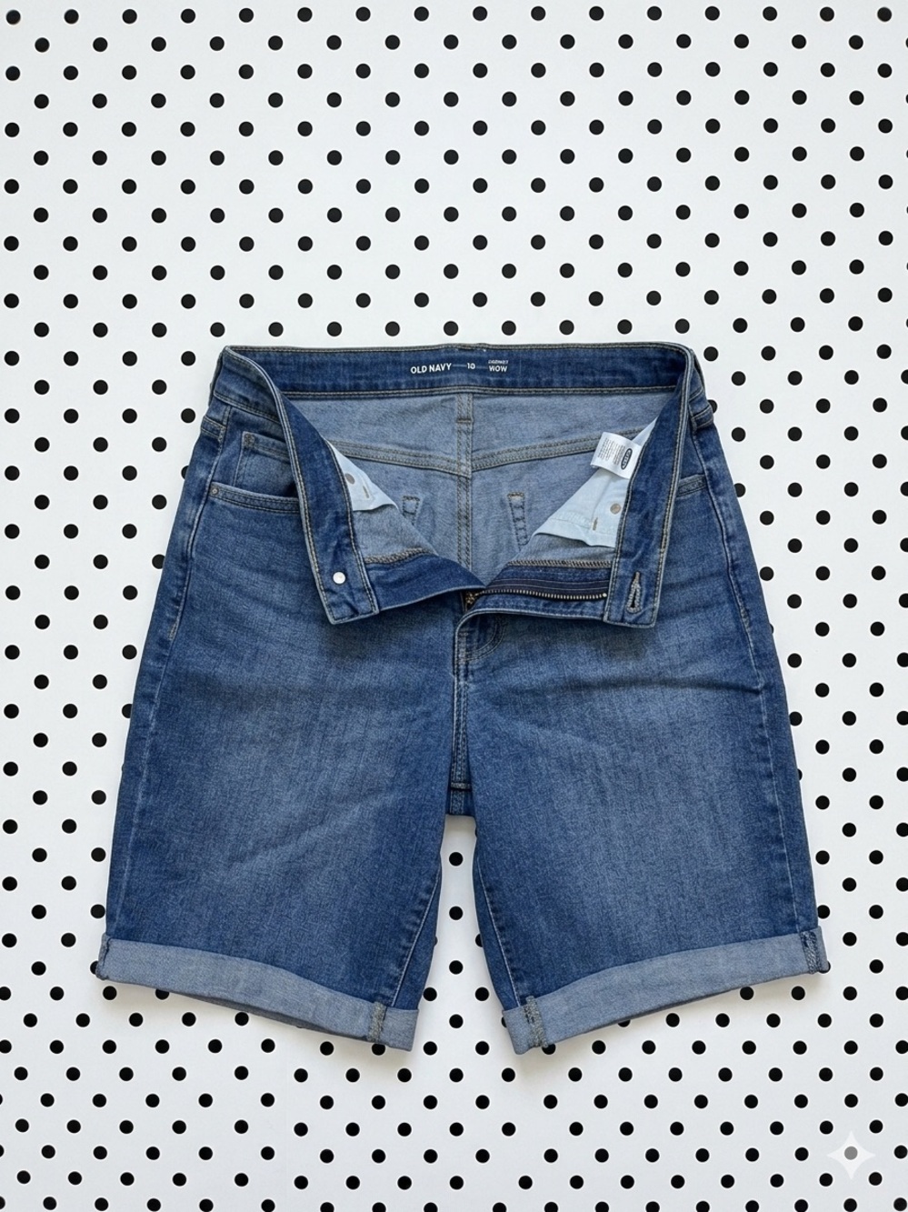 Old Navy Ladies Medium Blue "High-rise WOW" Rolled-Hem Denim Shorts